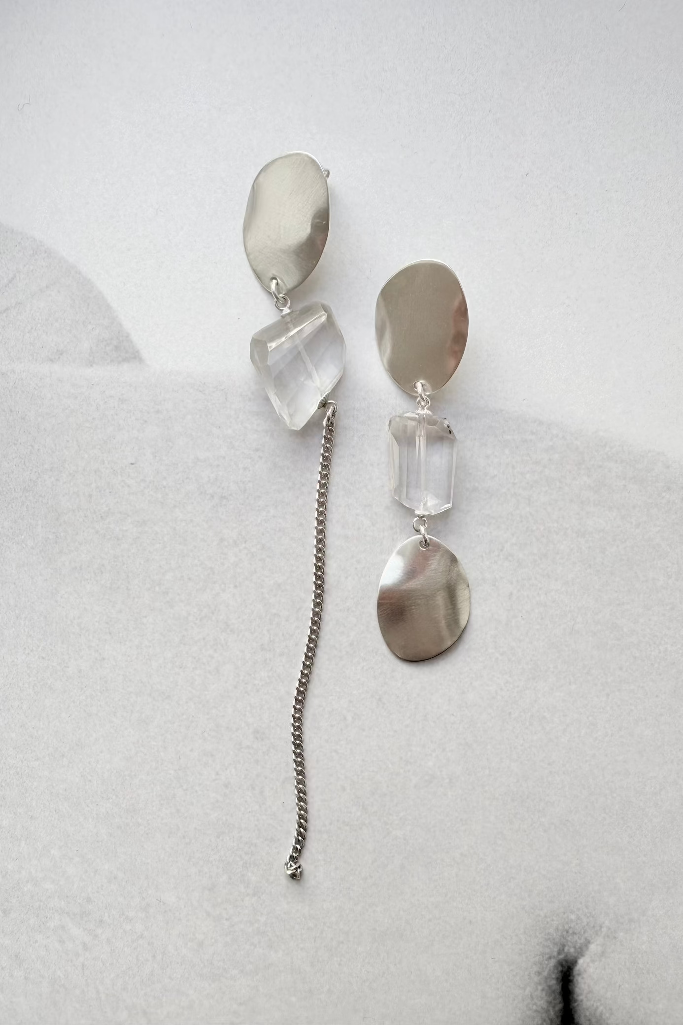 Sterling Silber Ohrringe Dua mit Bergkristallen,  aus dem Schmuckatelier in München