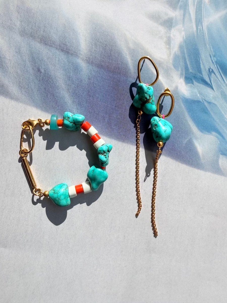 Türkis Armband French Riviera mit den passenden Türkis Ohrringe von Chaingang aus dem Atelier in München.