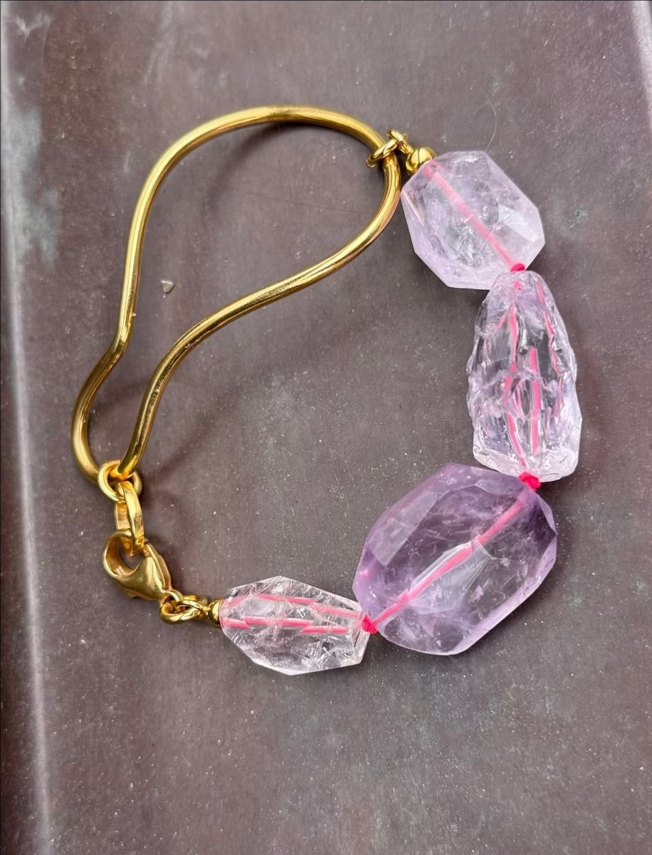 armband mit bunten edelsteinen groß und schön und  von chaingang aus münchen
