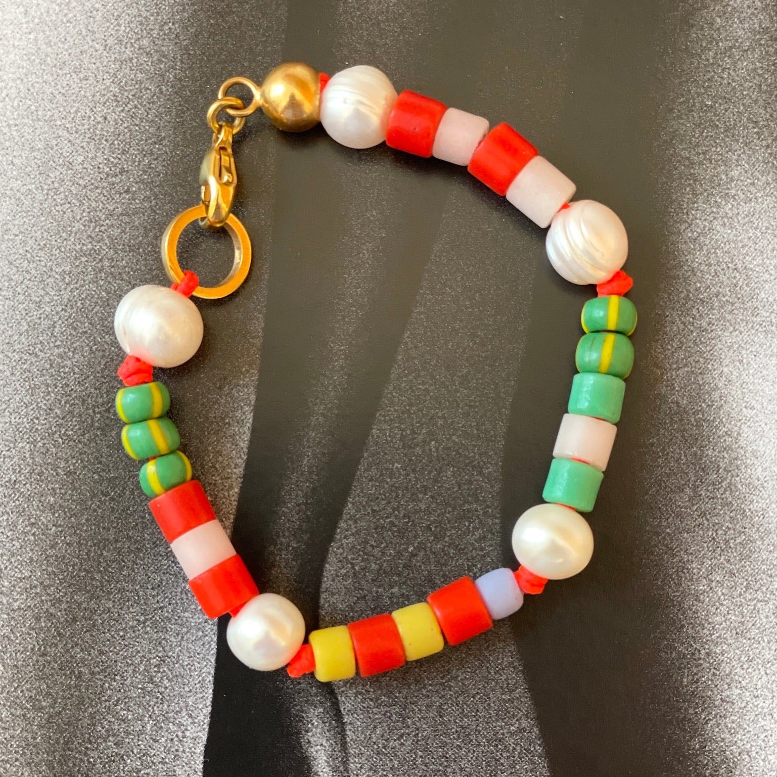 Armband Bunt Gold Perlen Chaingang