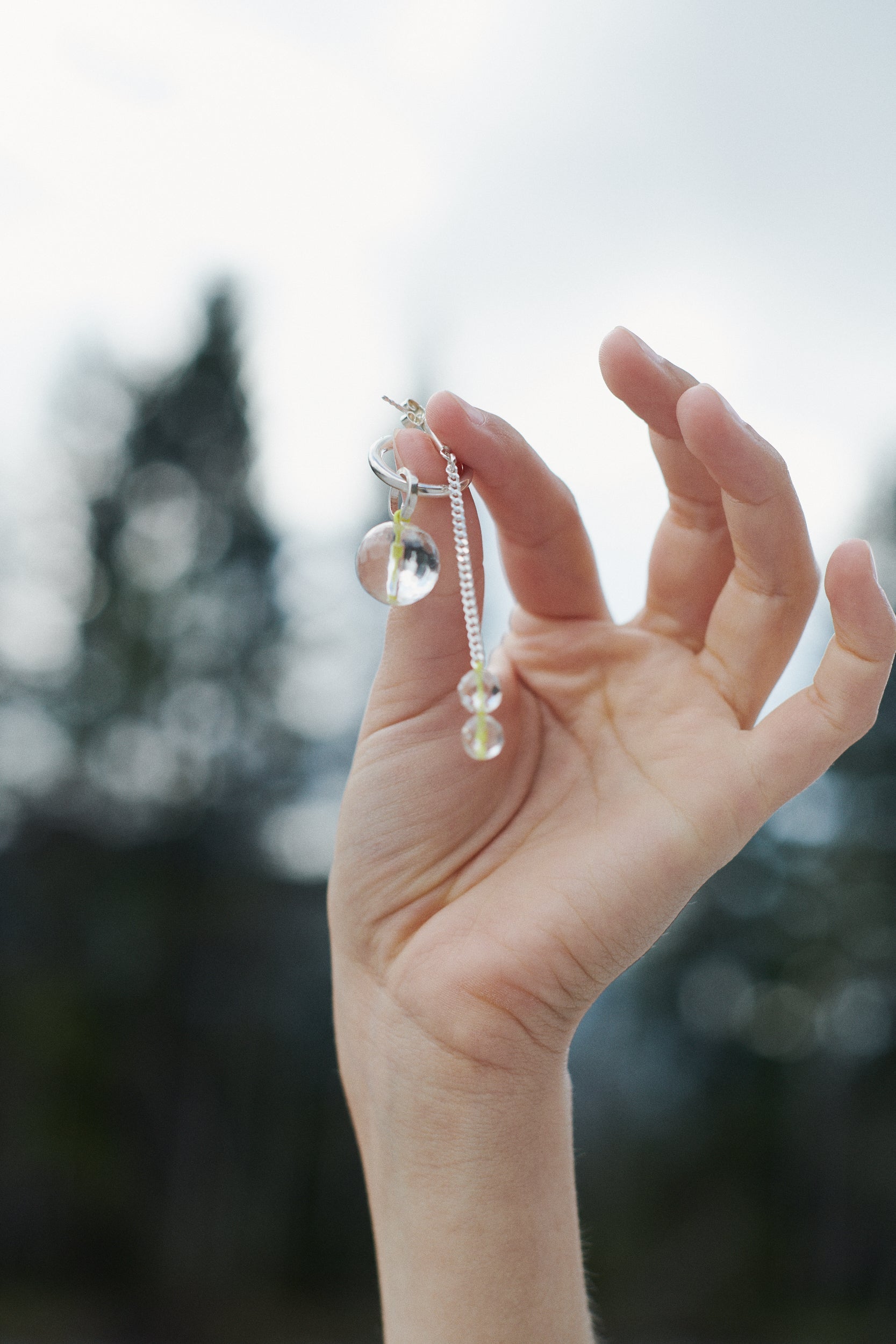 mono ear cuff Mono Bergkristall silber