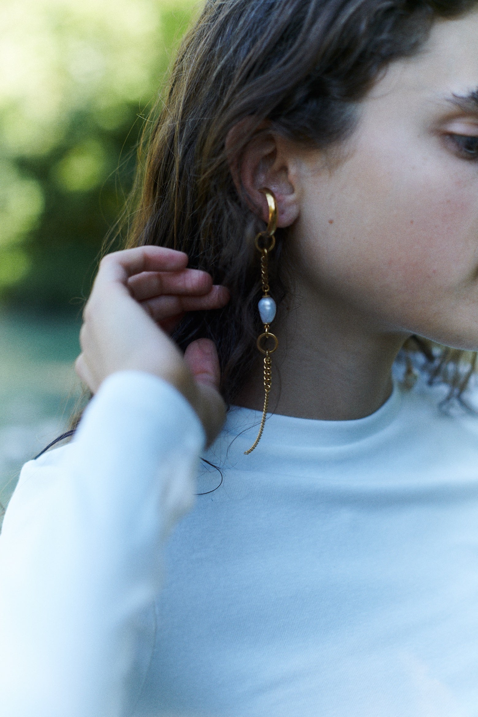 Mono Earcuff Gold Perle Lang Kette Chaingang