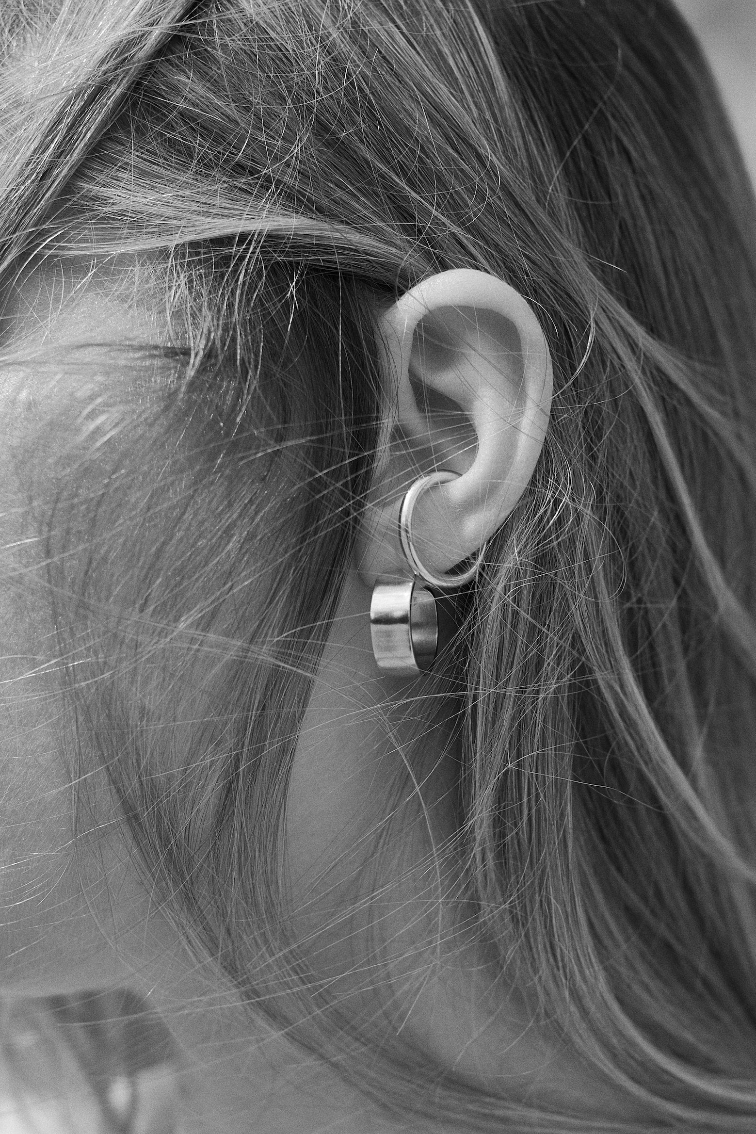 mono Ear Cuff gross silber