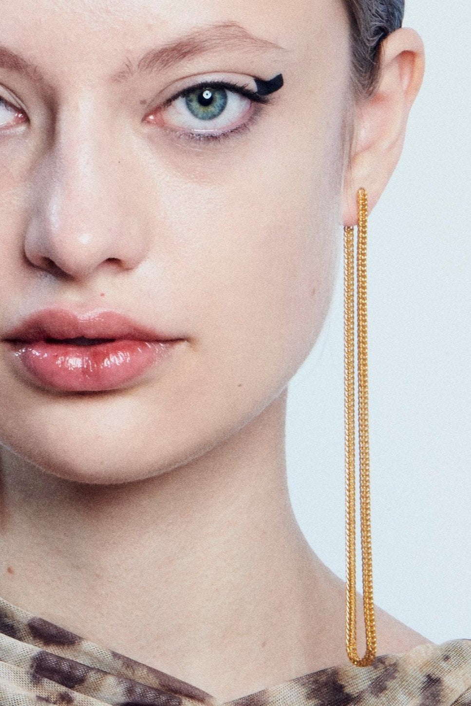 Gold Mono Ohrringe Statement Chaingang